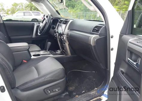 2024 Toyota 4Runner Sr5 Premium z USA, uszkodzony, nr VIN JTENU5JRXR6290872